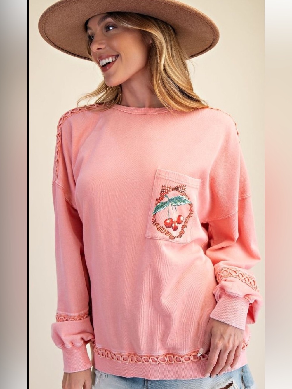 30 ❤️ 1-G EASEL CHERRY PRINTED WASHED TERRY
PULLOVER SWEATSHIRT